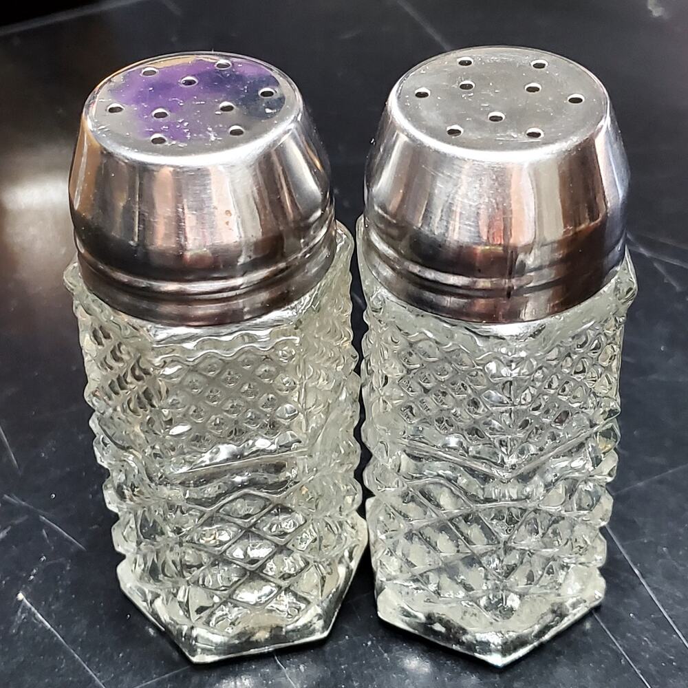 Anchor Hocking Wexford Salt & Pepper Shakers Vtg Diamond Point Clear Glass 8"